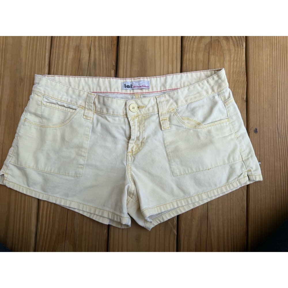 Vintage Y2K LEI Yellow Corduroy Shorts Size 9 With 3" Inseam